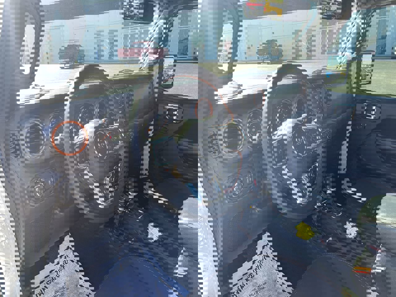 Used 2023 Jeep Gladiator Mojave w/ Cold Weather Group image 10