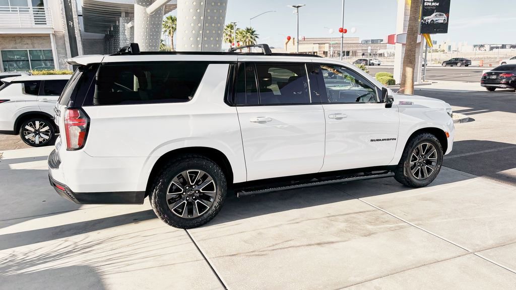 Used 2022 Chevrolet Suburban Z71 w/ Z71 Off-Road Package image 10