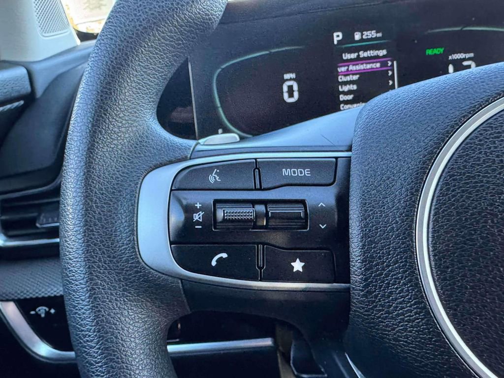Used 2023 Kia Sportage LX image 19