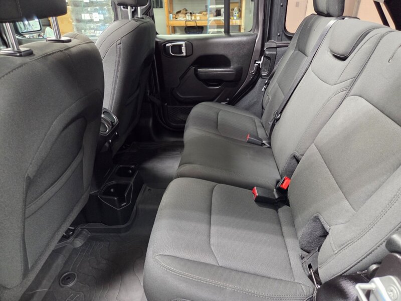 Used 2022 Jeep Wrangler Unlimited Sport AWD/4WD image 42