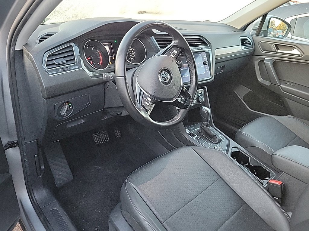 Used 2019 Volkswagen Tiguan SEL AWD/4WD image 8