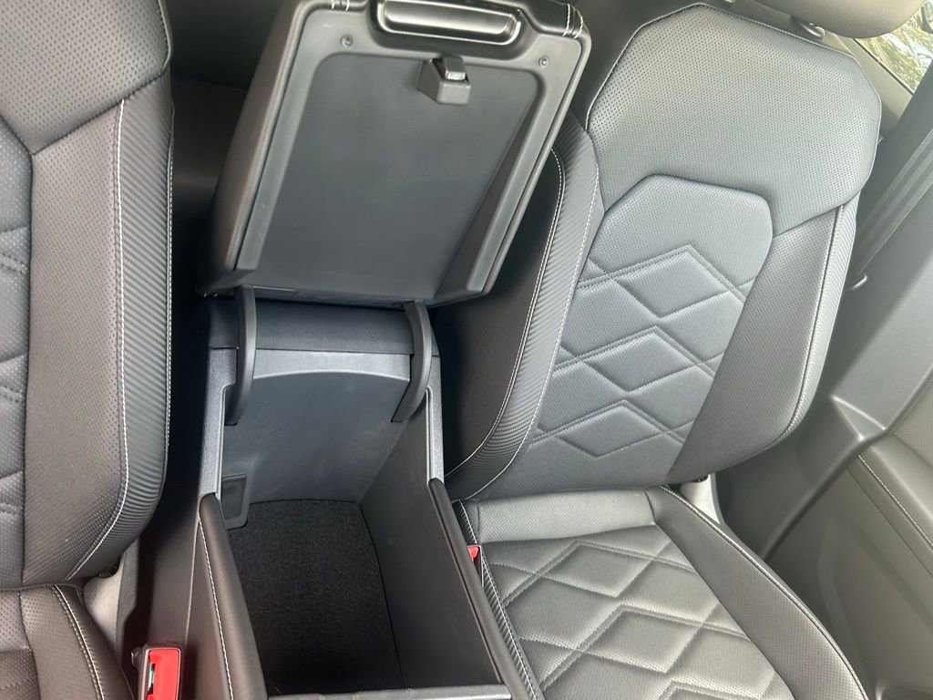 New 2026 Volkswagen Atlas Cross Sport SE image 40