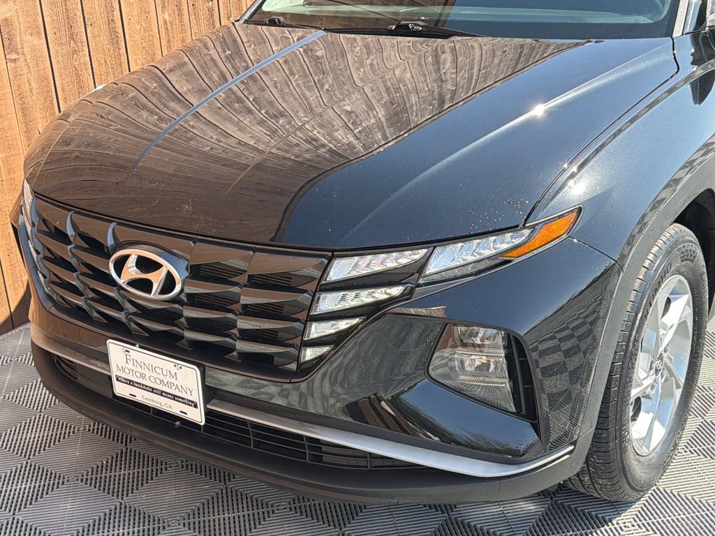 Used 2024 Hyundai Tucson SE image 16