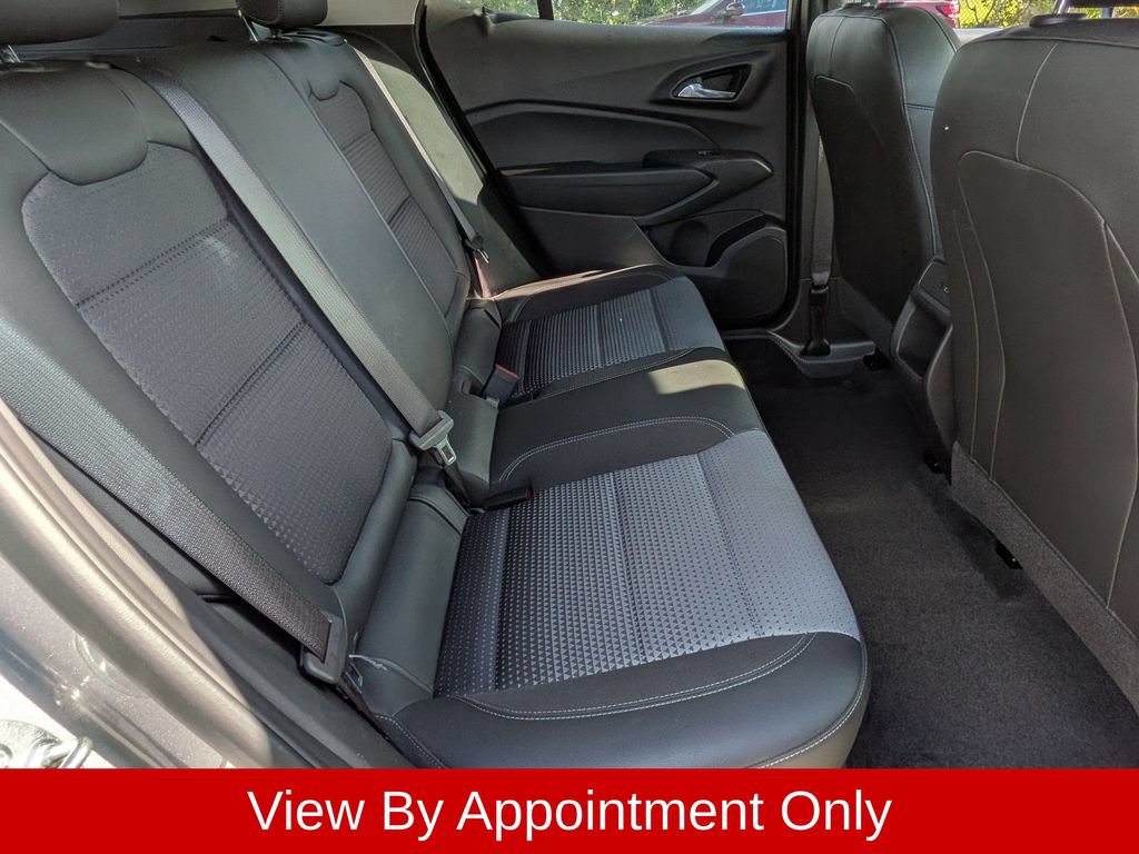 Used 2025 Chevrolet Trax LT w/ LT Convenience Package FWD image 28