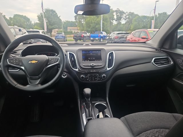 Used 2024 Chevrolet Equinox LT FWD image 12