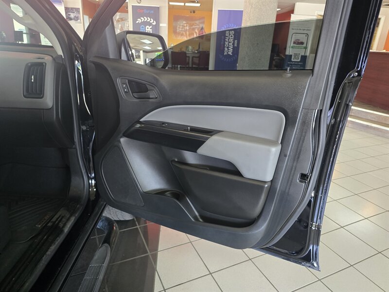 Used 2022 Chevrolet Colorado W/T w/ WT Convenience Package RWD image 12