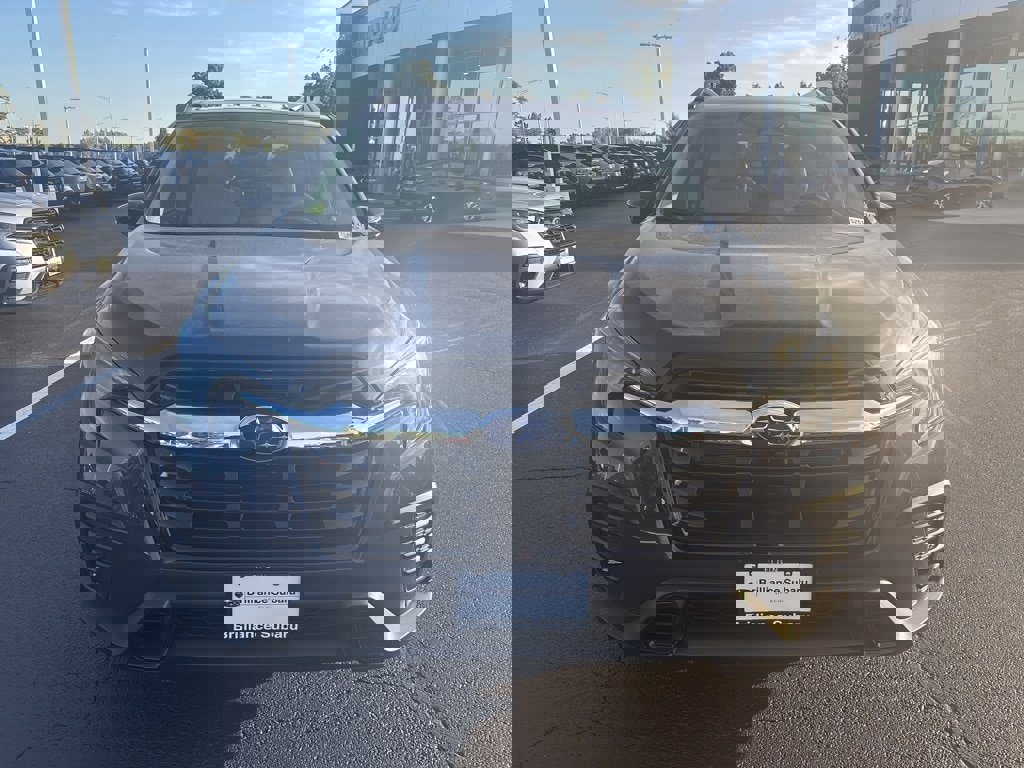 New 2025 Subaru Ascent Limited image 2