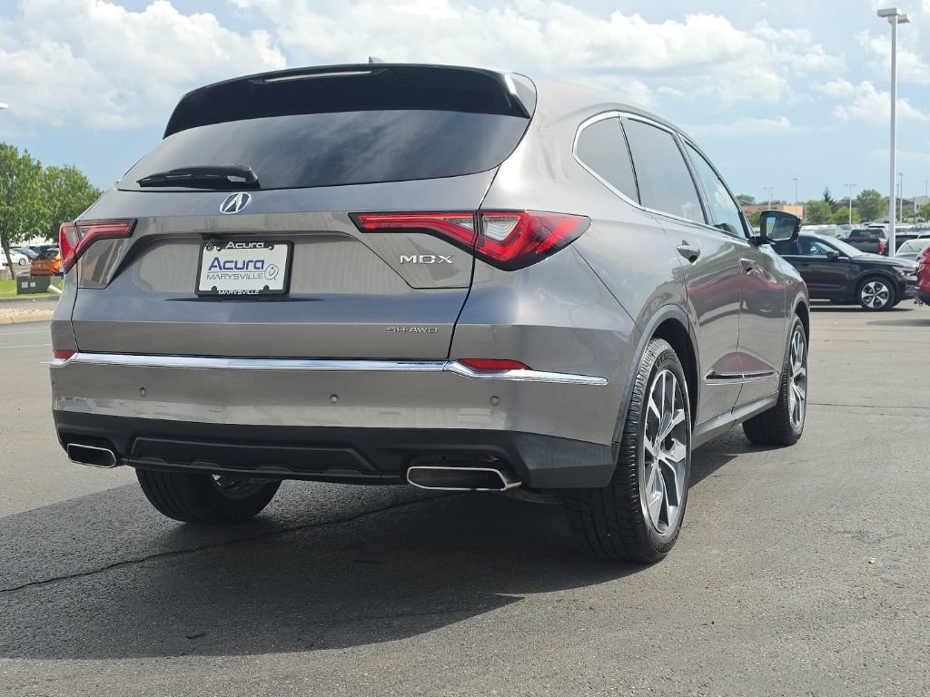 Used 2022 Acura MDX SH-AWD w/ Technology Package image 8