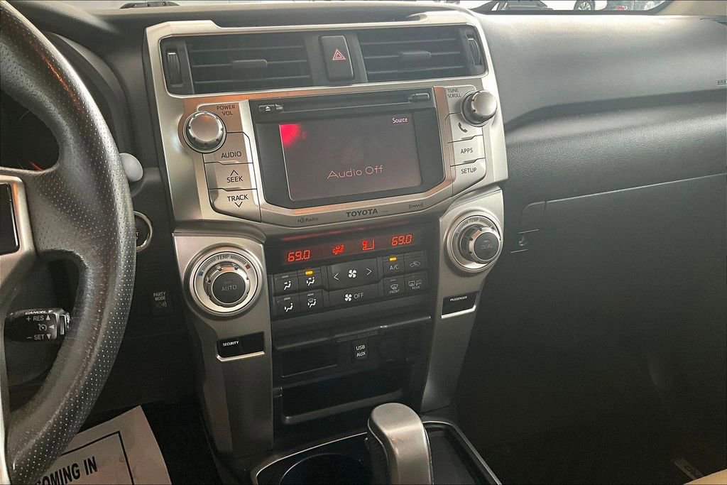 Used 2013 Toyota 4Runner Limited image 8