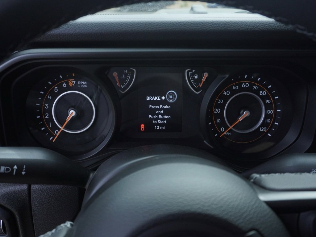 New 2025 Jeep Gladiator Sport S image 14