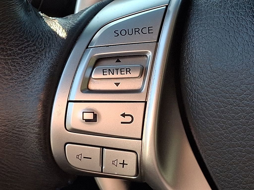 Used 2017 Nissan Altima 2.5 SR image 21