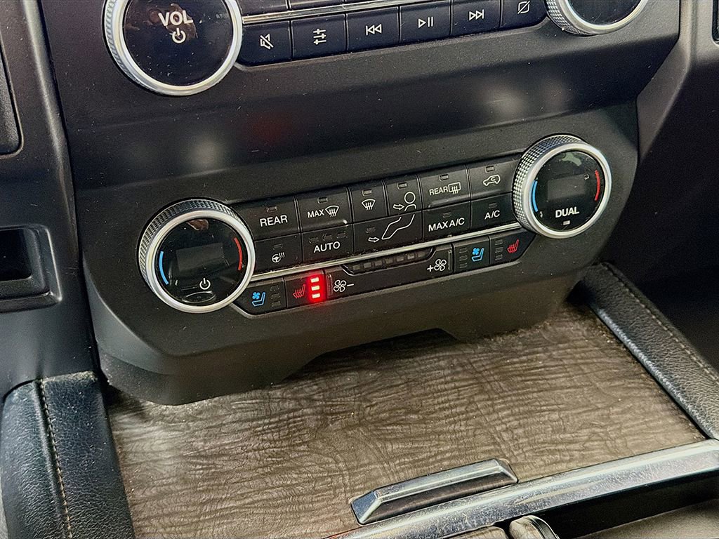 Used 2021 Ford Expedition Max Limited image 43