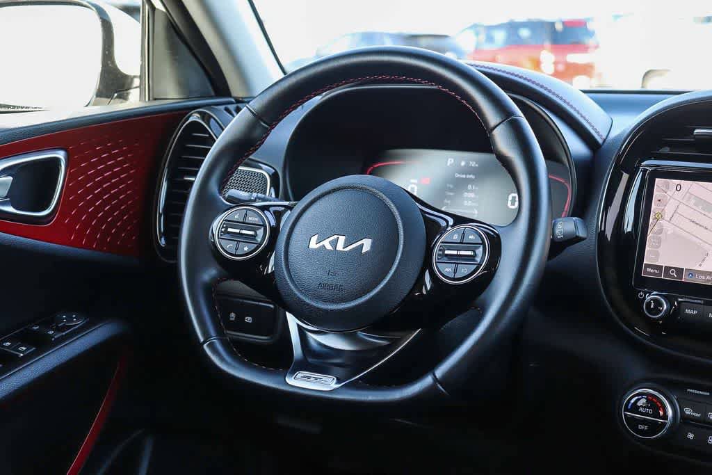Used 2023 Kia Soul GT-Line FWD image 14
