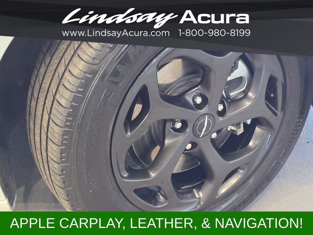 Used 2024 Chrysler Pacifica Limited FWD image 22