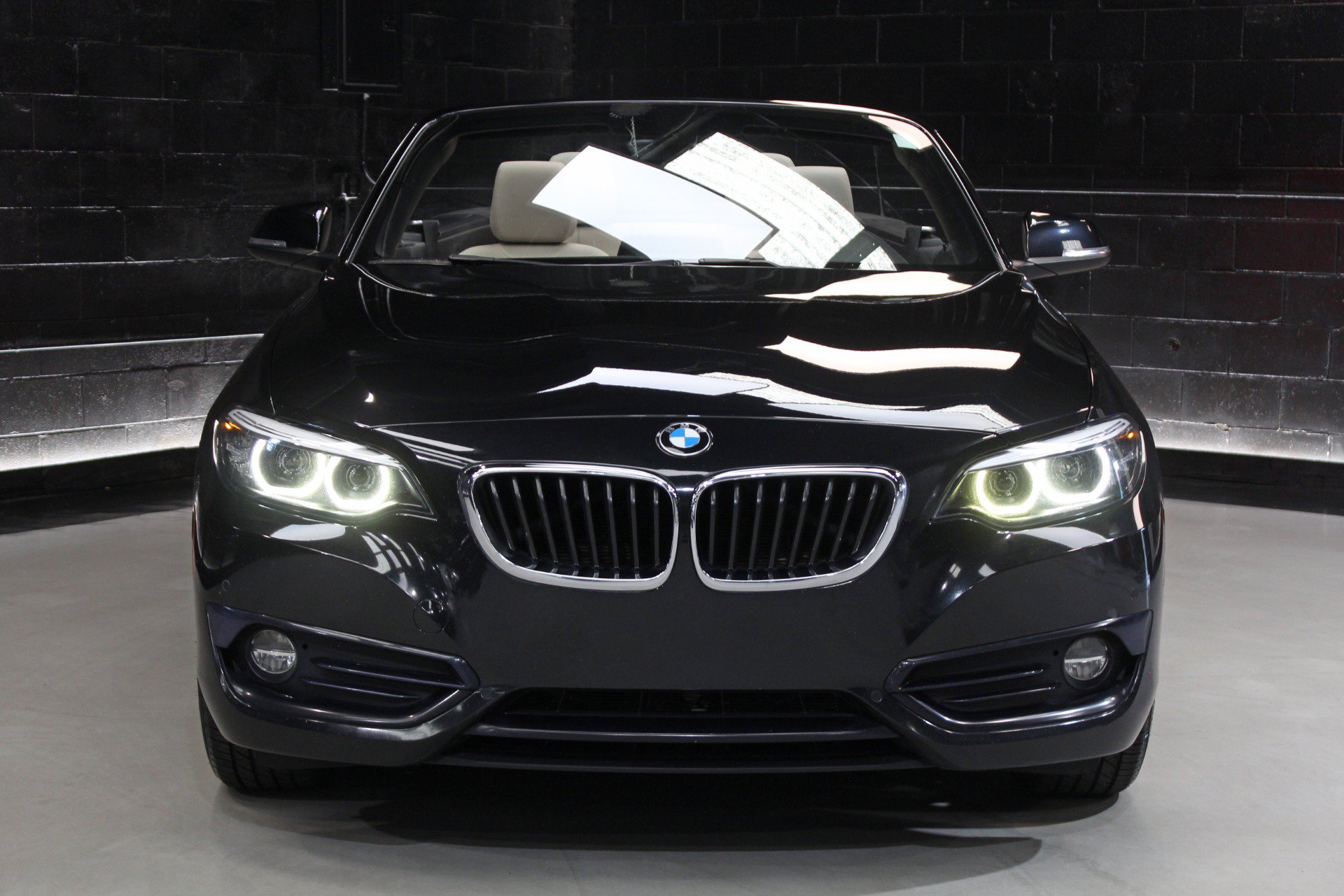 Used 2018 BMW 230i Convertible RWD image 8