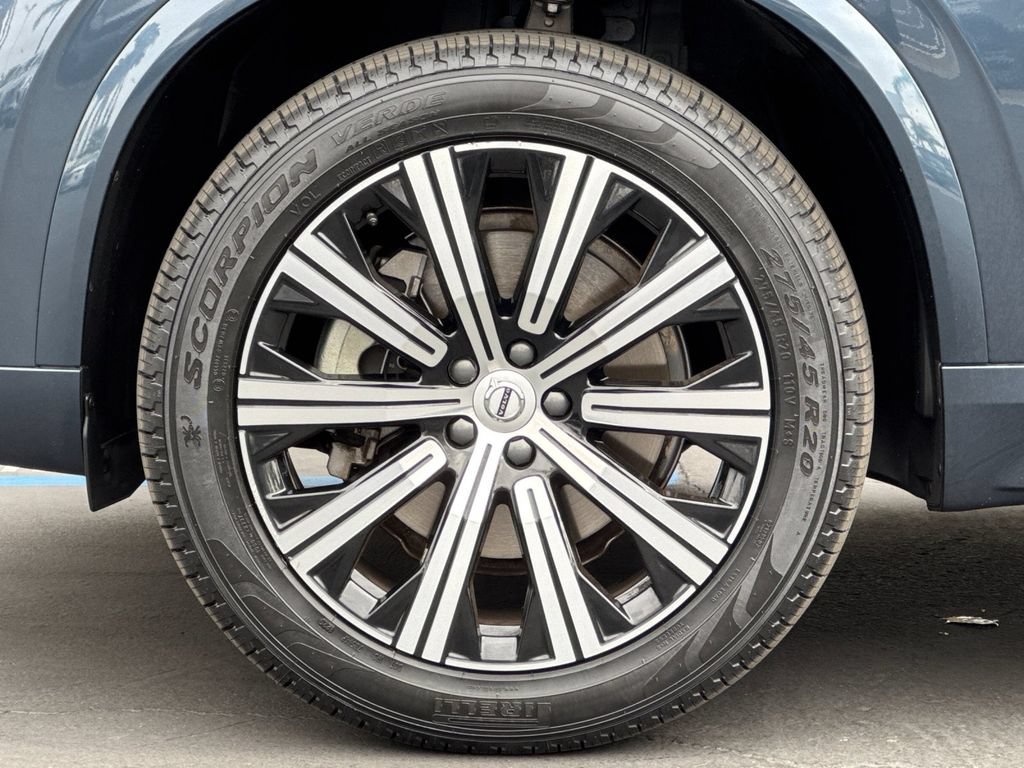Certified 2025 Volvo XC90 B5 Core w/ Protection Package Premier AWD/4WD image 26
