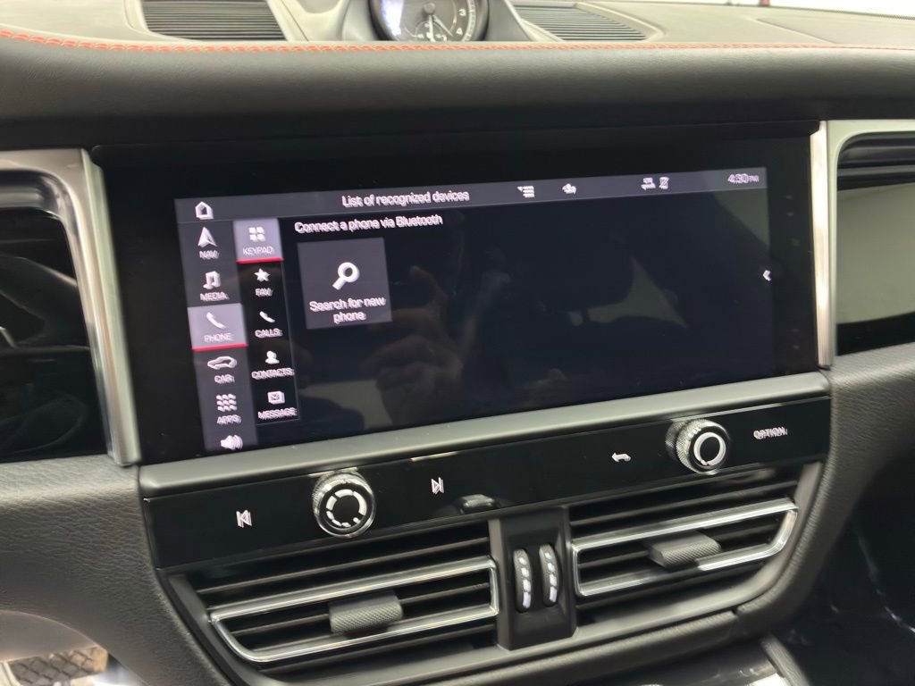 Used 2023 Porsche Macan w/ Premium Package Plus image 30