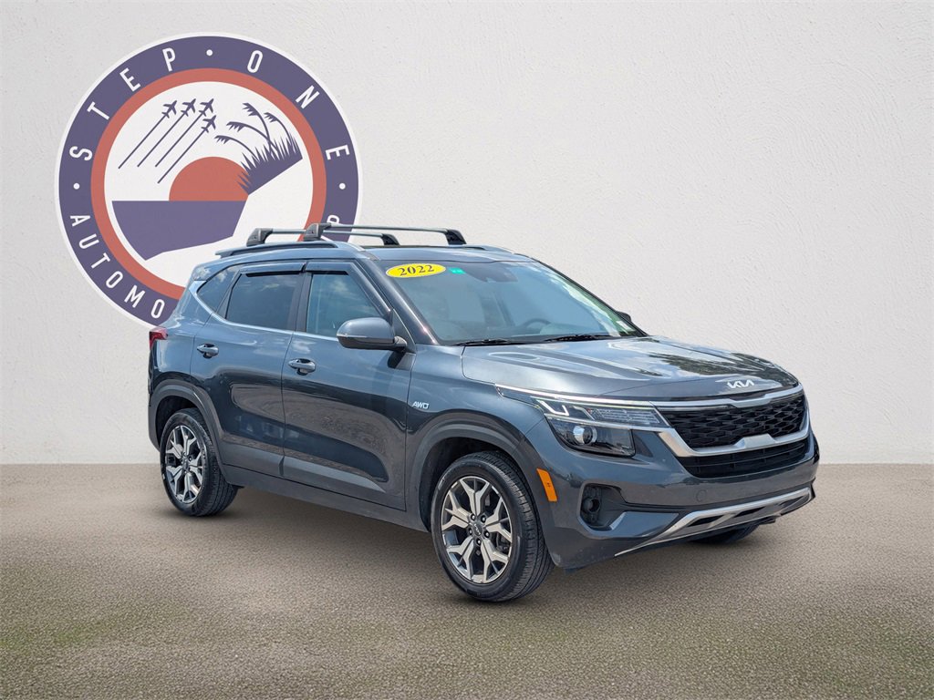 Used 2022 Kia Seltos EX