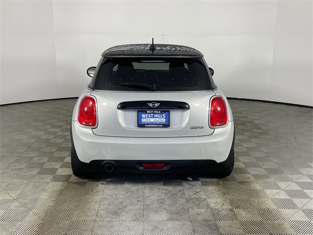 Used 2016 MINI Cooper 2-Door Hardtop image 22