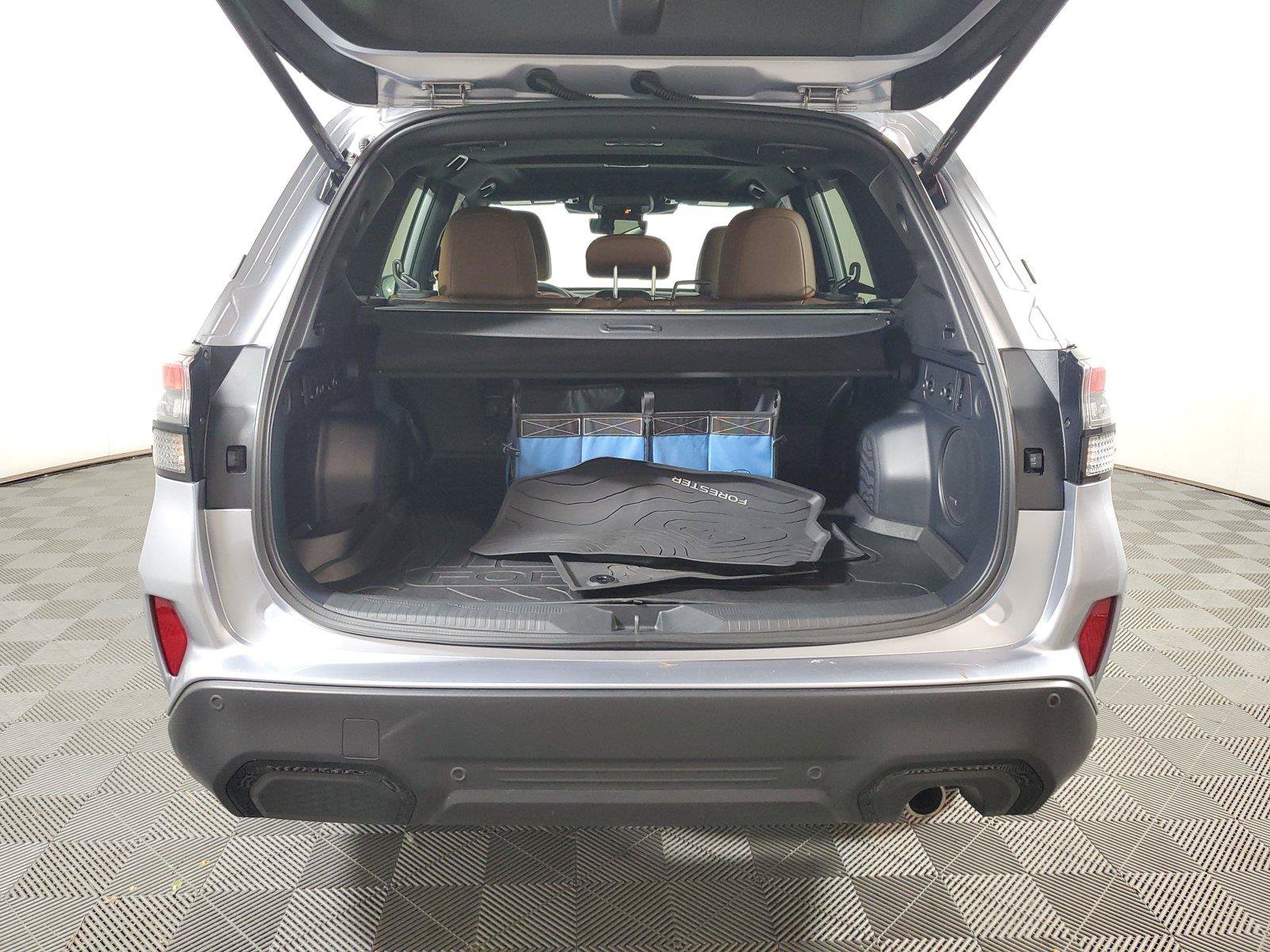 Used 2026 Subaru Forester Touring AWD/4WD image 9