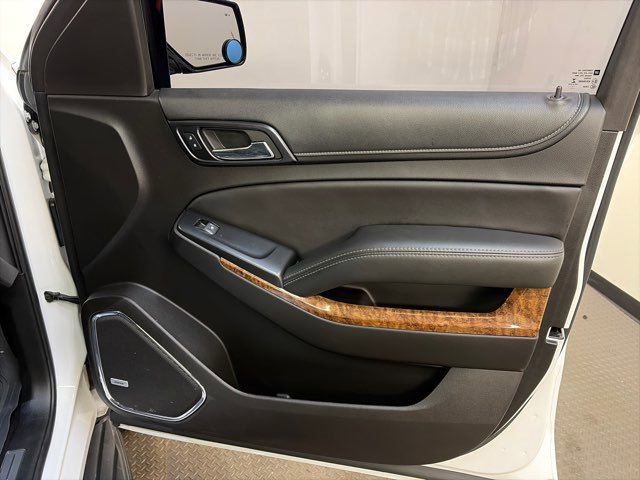 Used 2018 Chevrolet Tahoe Premier AWD/4WD image 34
