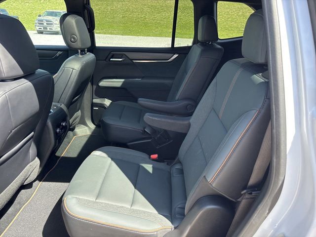 Used 2025 GMC Acadia AT4 image 18