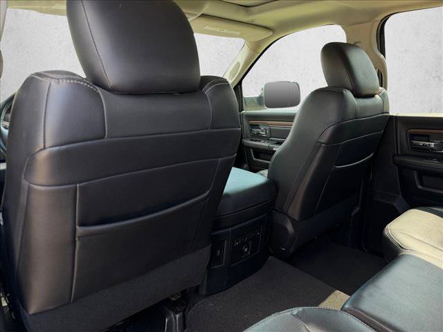 Used 2017 RAM 3500 Laramie w/ Convenience Group AWD/4WD image 18