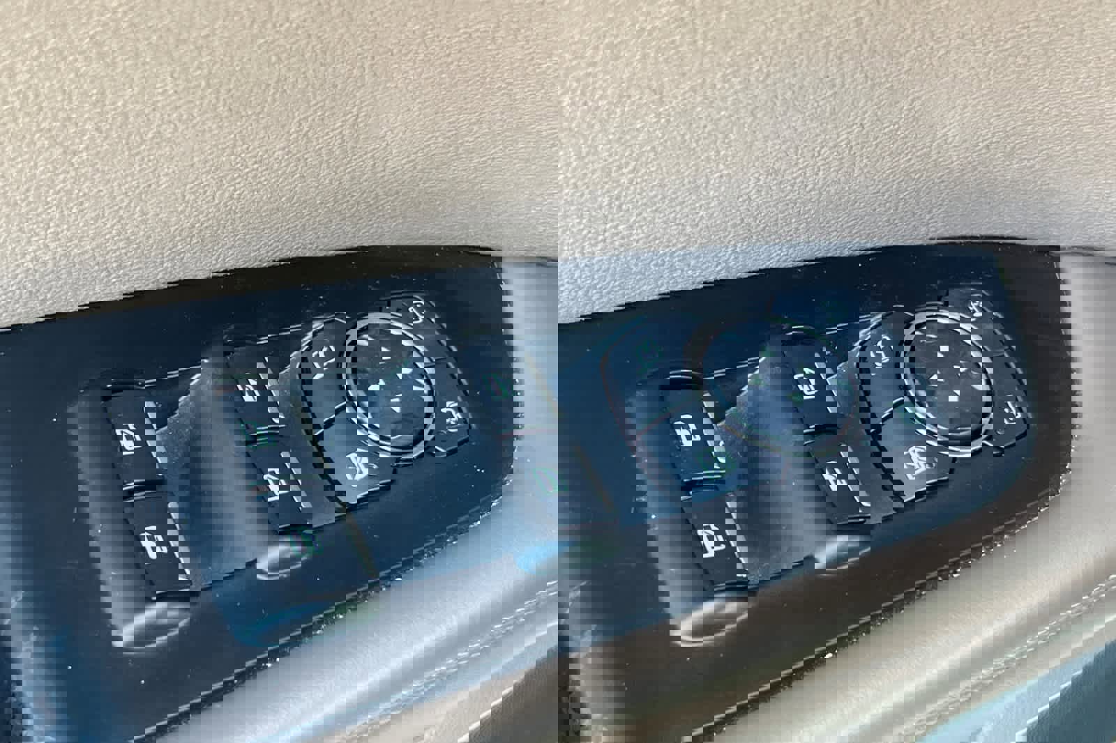 Used 2016 Lincoln MKX Reserve image 13