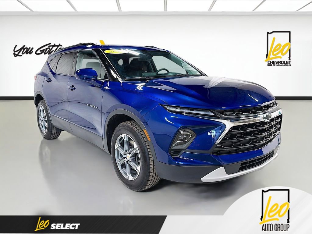 Used 2023 Chevrolet Blazer LT w/ Convenience Package image 3