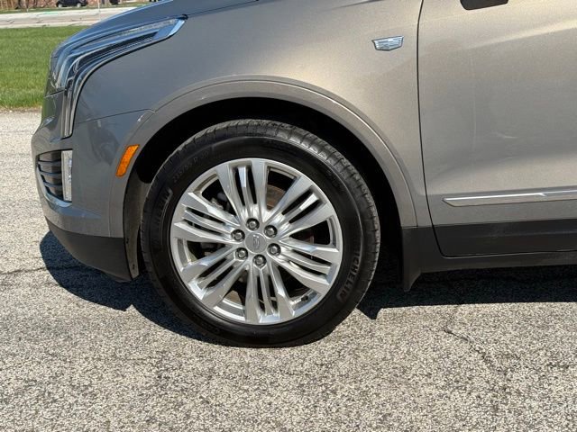 Used 2017 Cadillac XT5 Premium Luxury FWD image 9