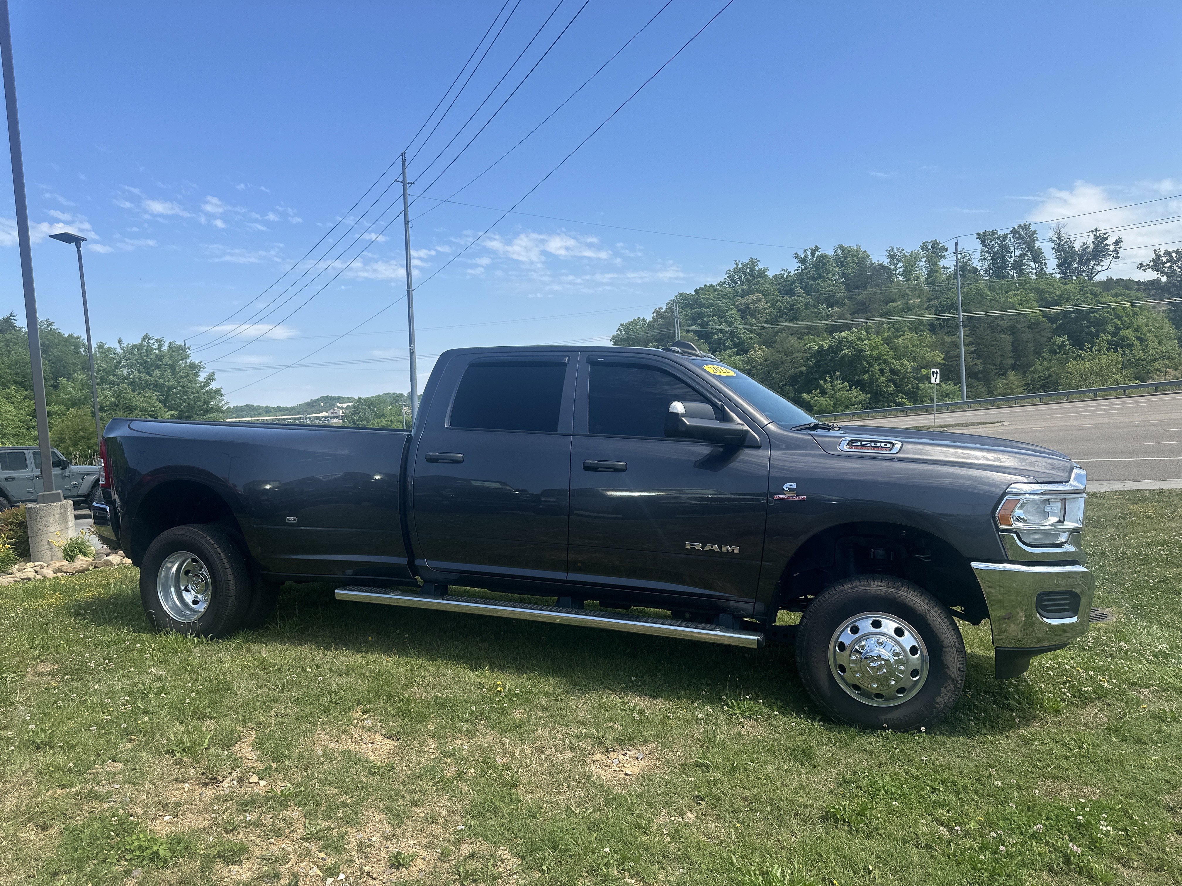 Used 2022 RAM 3500 Tradesman AWD/4WD image 7