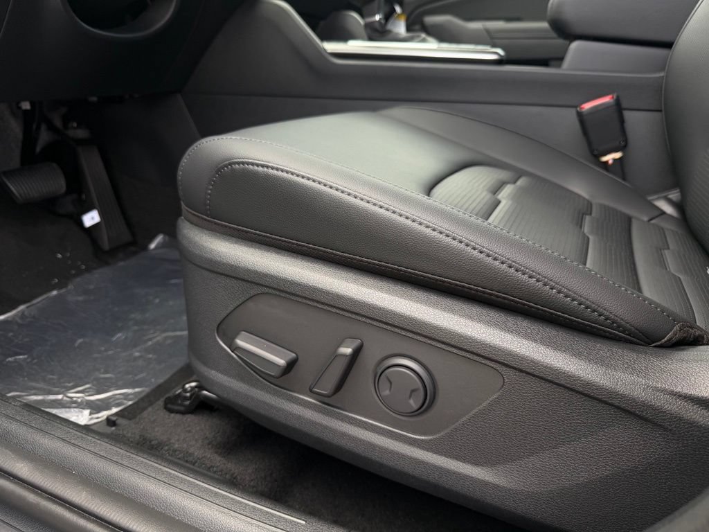 New 2026 Kia Sportage SX FWD image 13