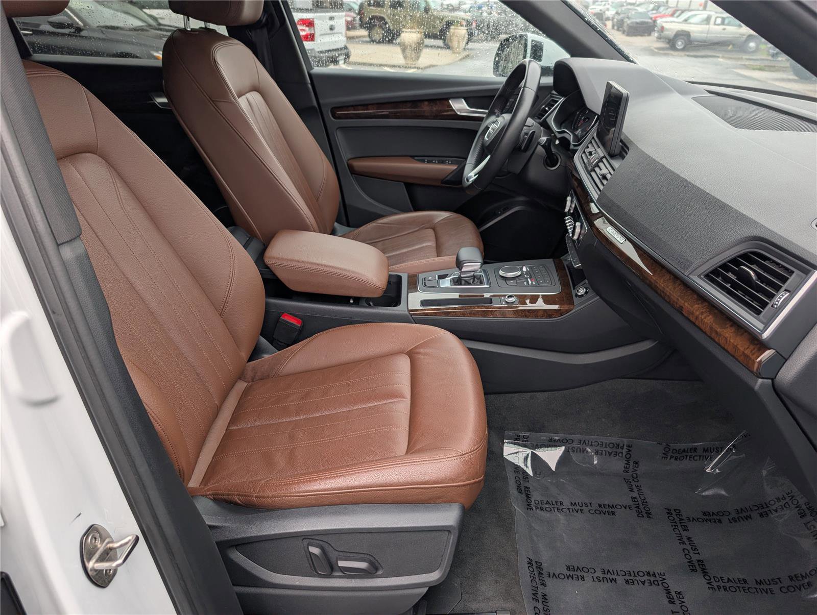 Used 2020 Audi Q5 2.0T Premium w/ Convenience Package AWD/4WD image 11