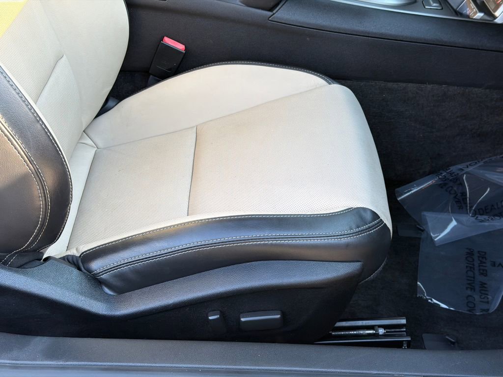 Used 2014 Chevrolet Camaro SS RWD image 6
