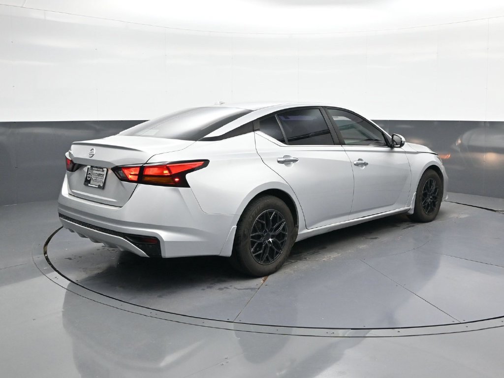 Used 2020 Nissan Altima 2.5 S FWD image 10