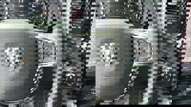 Certified 2025 RAM 1500 Big Horn image 17