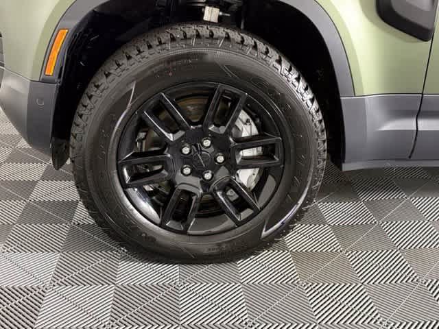 New 2026 Land Rover Defender 110 S AWD/4WD image 12