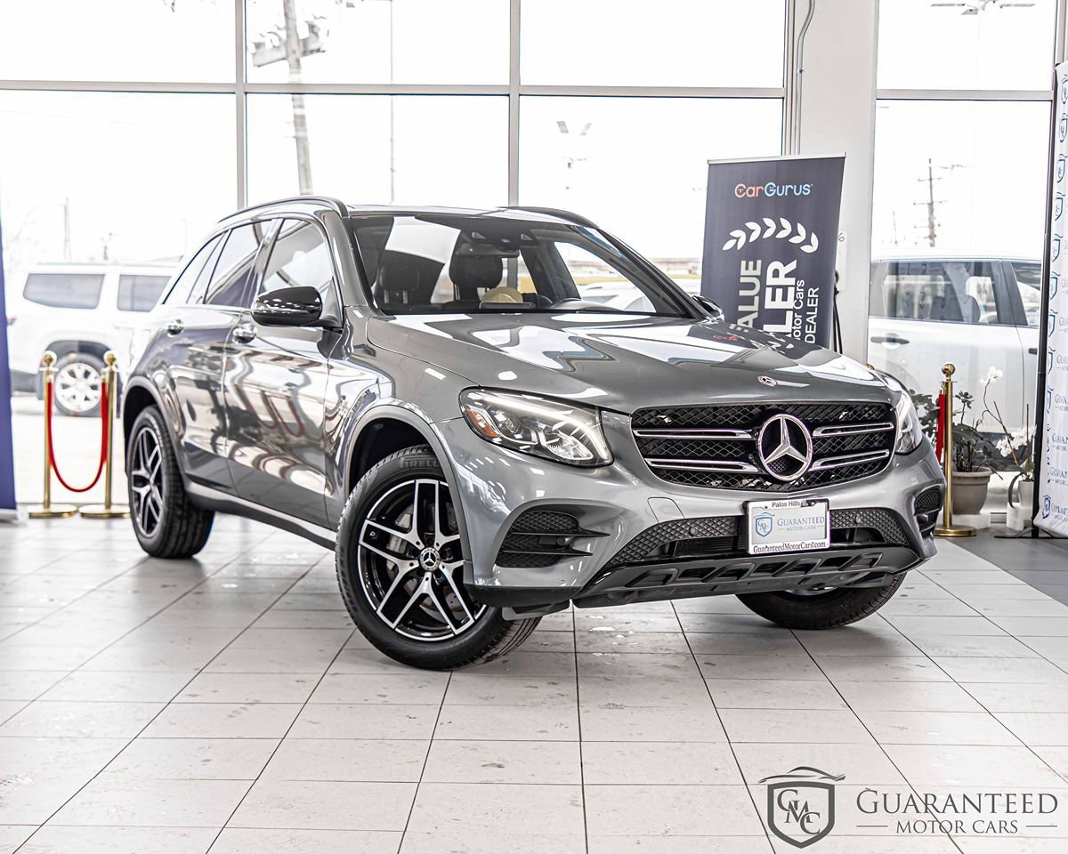Used 2019 Mercedes-Benz GLC 300 4MATIC w/ Multimedia Package image 3