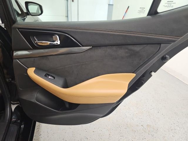 Used 2016 Nissan Maxima SR image 30