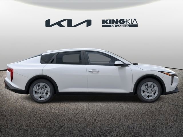 New 2025 Kia K4 FWD image 8