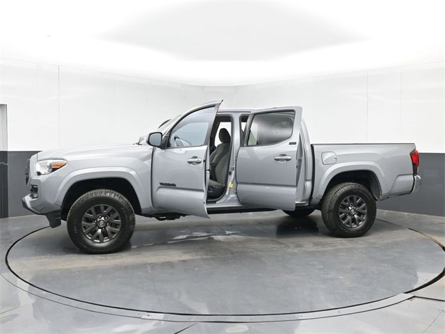 Used 2020 Toyota Tacoma SR5 image 51