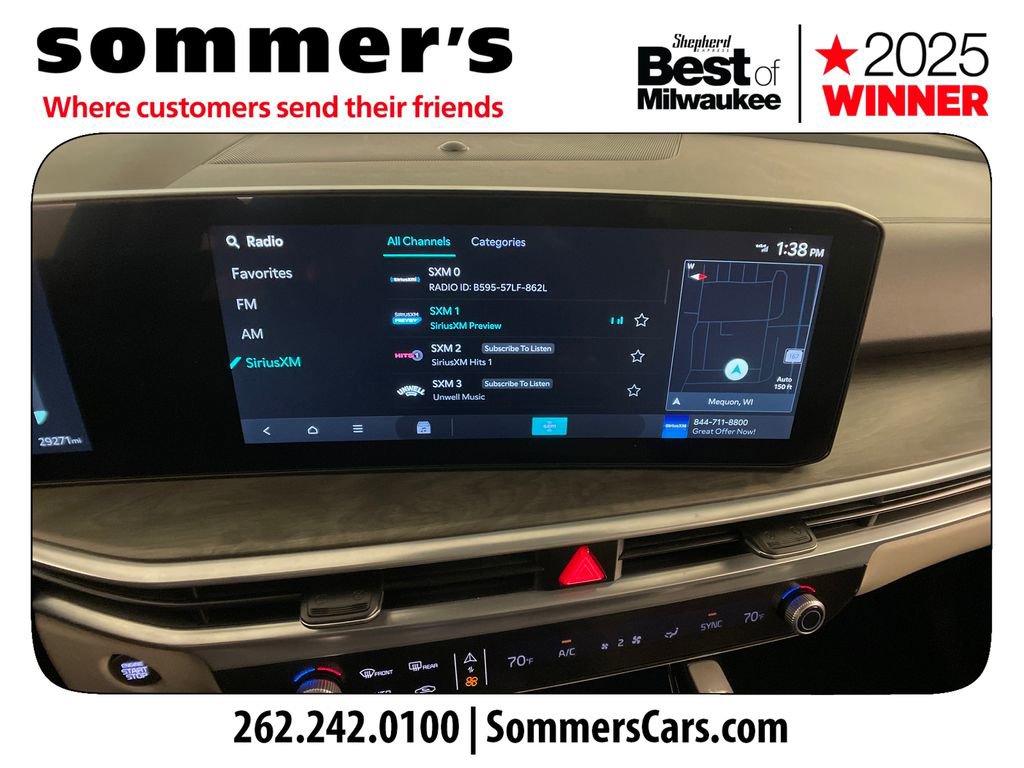 Used 2025 Kia Sorento SX AWD/4WD image 15