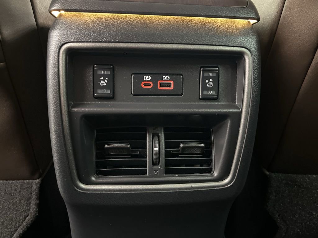 Used 2023 Nissan Murano Platinum FWD image 26