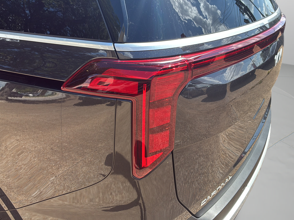 New 2026 Kia Carnival FWD image 42