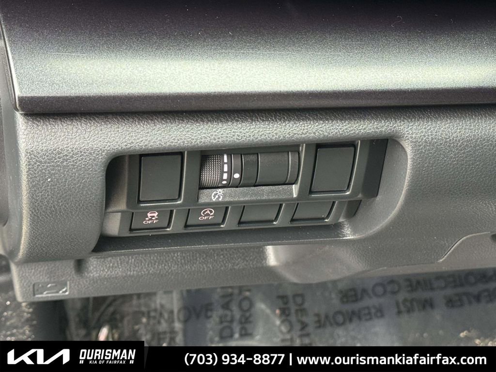 Used 2022 Subaru Crosstrek 2.5i Sport w/ Popular Package #3 image 17