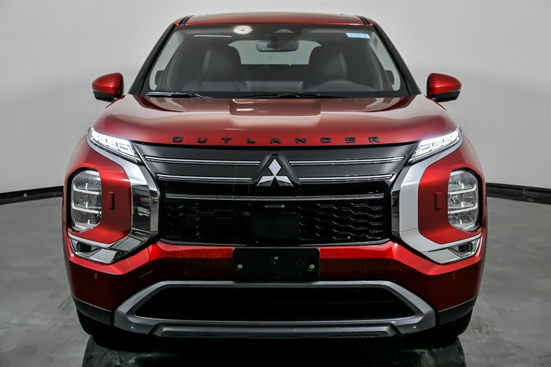 New 2026 Mitsubishi Outlander SE AWD/4WD image 4