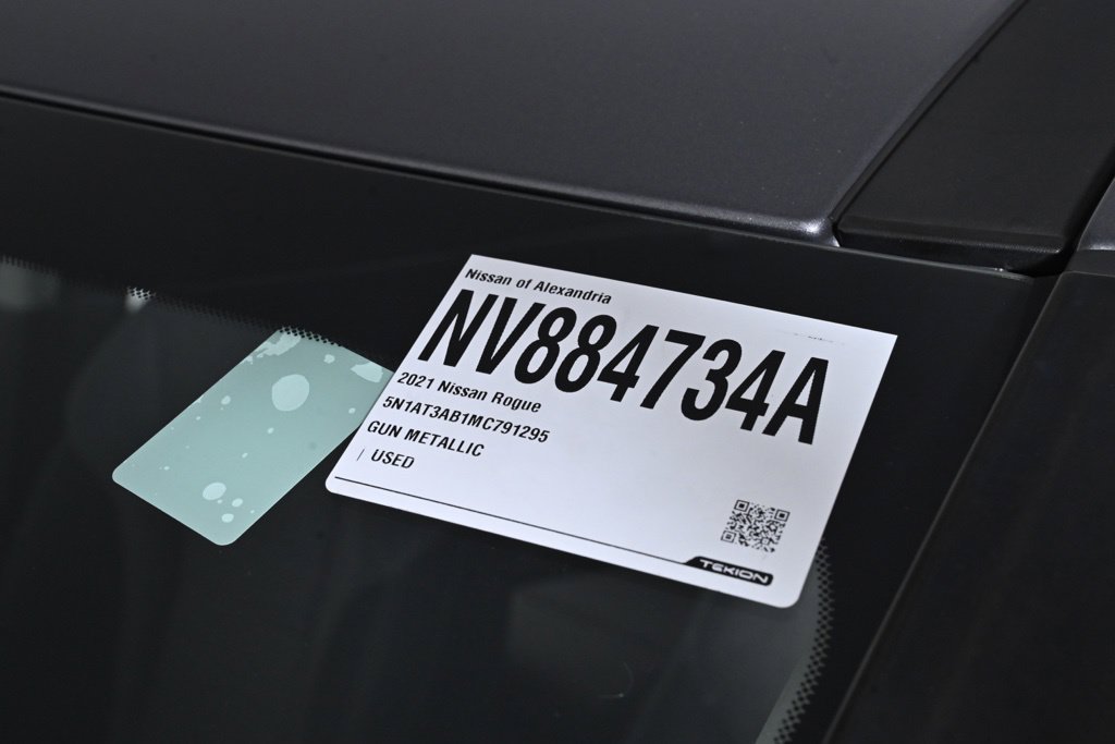Used 2021 Nissan Rogue S AWD/4WD image 38
