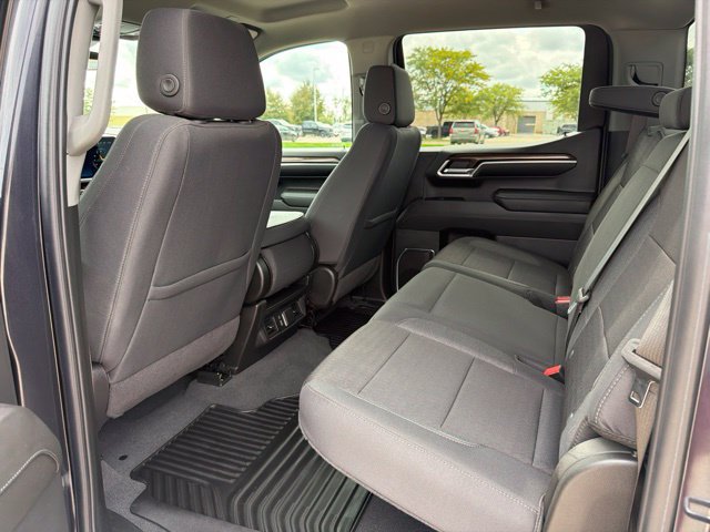 Used 2024 Chevrolet Silverado 1500 LT AWD/4WD image 30
