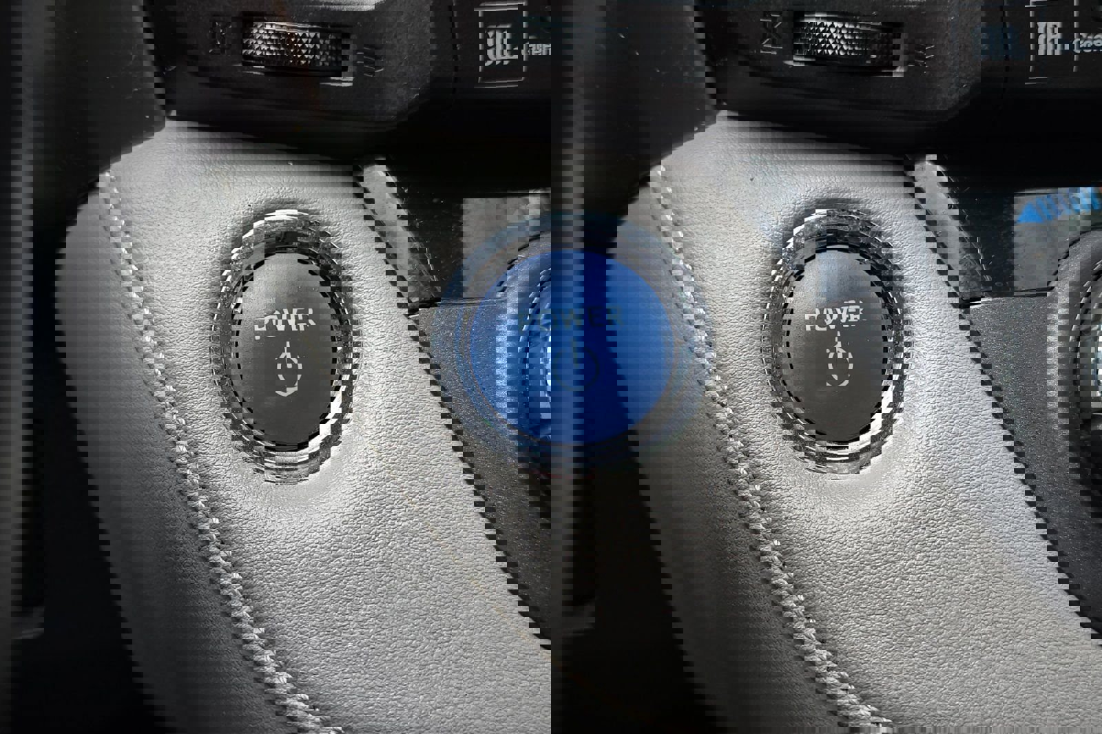 Used 2017 Toyota RAV4 Limited w/ Advanced Technology Package AWD/4WD image 25