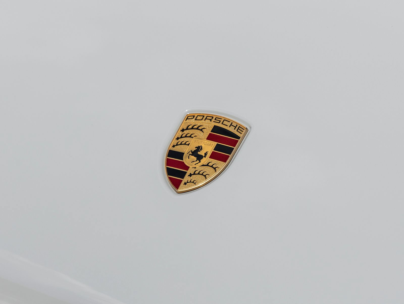 Certified 2026 Porsche Macan AWD/4WD image 18